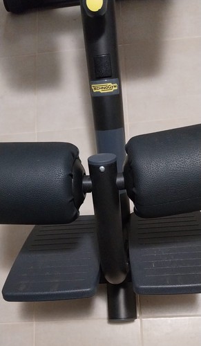 Technogym lower back - lower, –