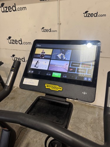 Technogym excite bike live - technogym,
